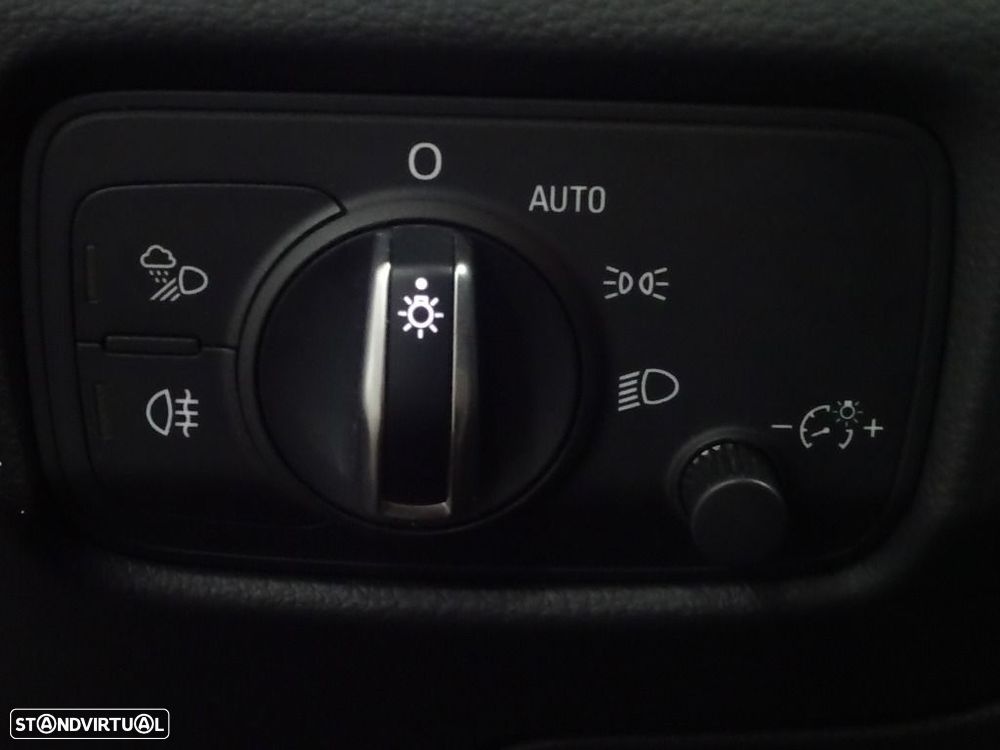 Audi A3 Limousine 30 TDI - 11