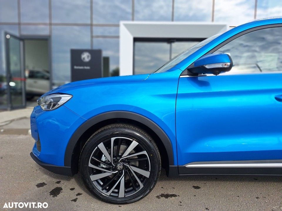 MG ZS HEV - 16