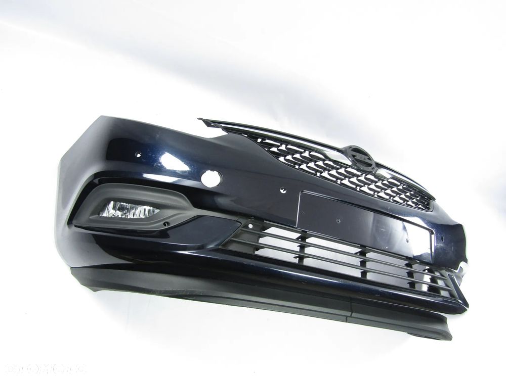 Zderzak przedni Opel Zafira C FL 16 - 19  Pdc-4  + Atrapa Kod lakieru 22X - 13