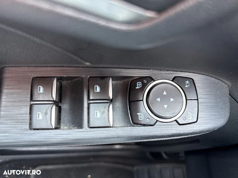 Ford Kuga 2.5 Duratec FHEV FWD Titanium - 30