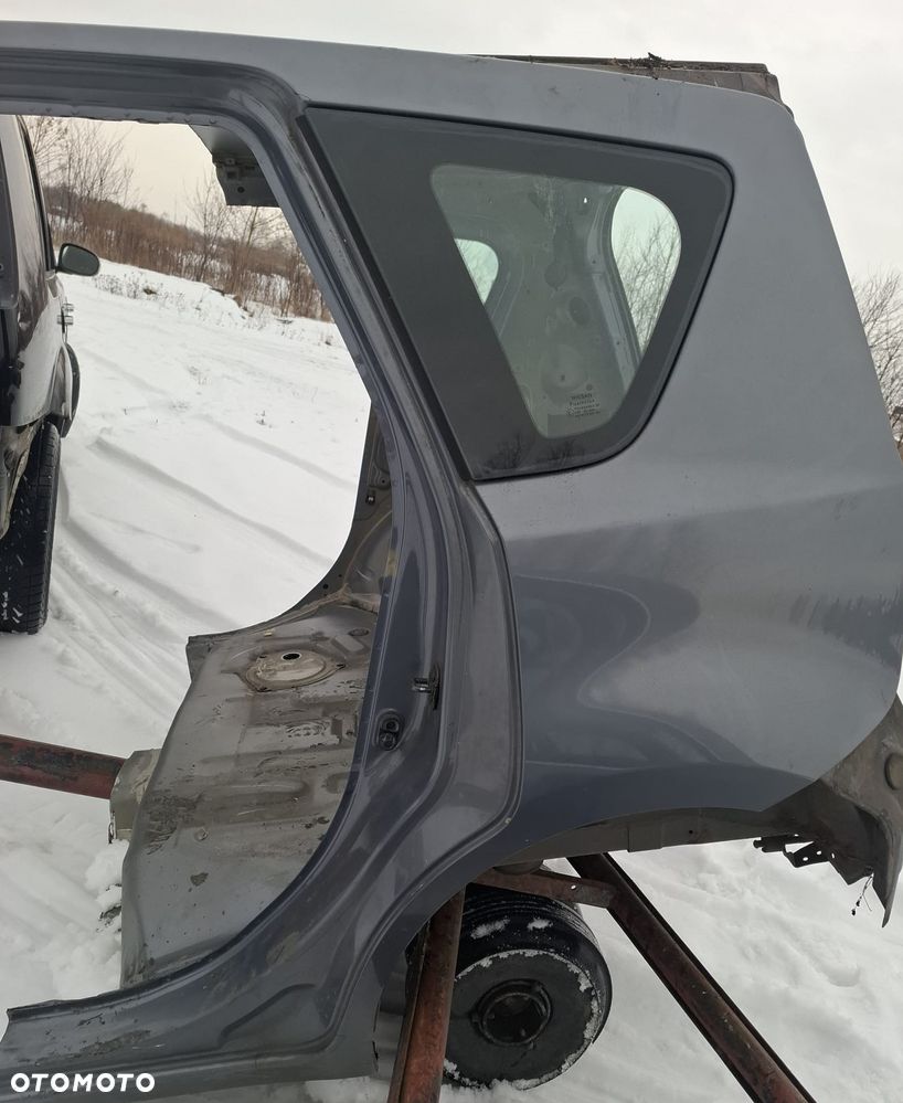 Nissan Note E11 07 błotnik tył tylny  prawy lewy B52G - 3