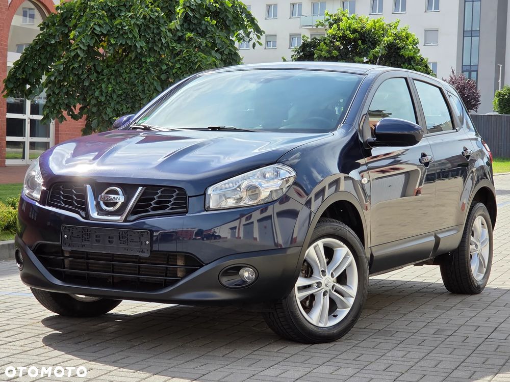 Nissan Qashqai 2.0 dCi DPF lounge - 9