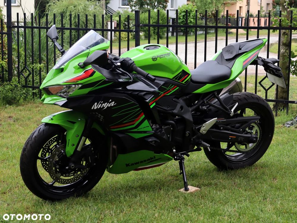 Kawasaki ZX - 9