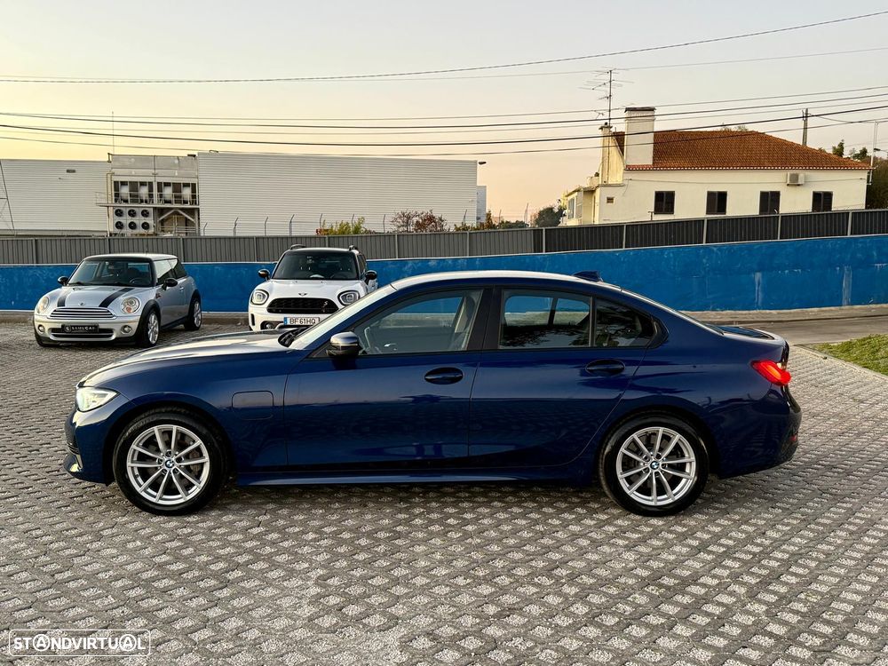 BMW 330 e Auto - 3