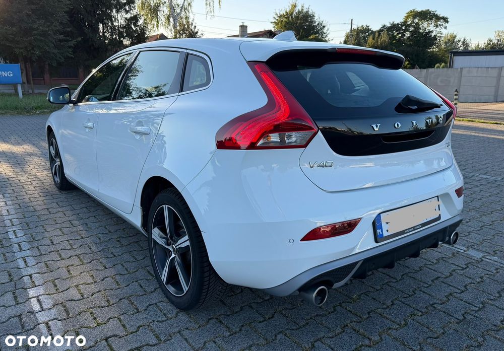 Volvo V40 2018 photo 3