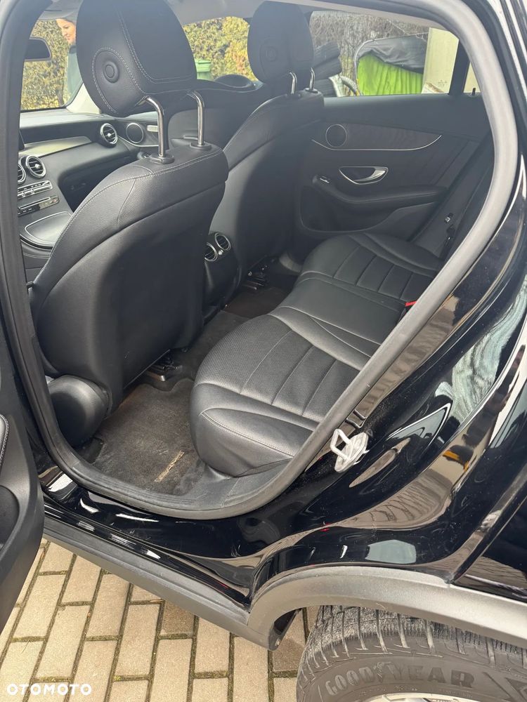 Mercedes-Benz GLC 220 d 4-Matic - 4