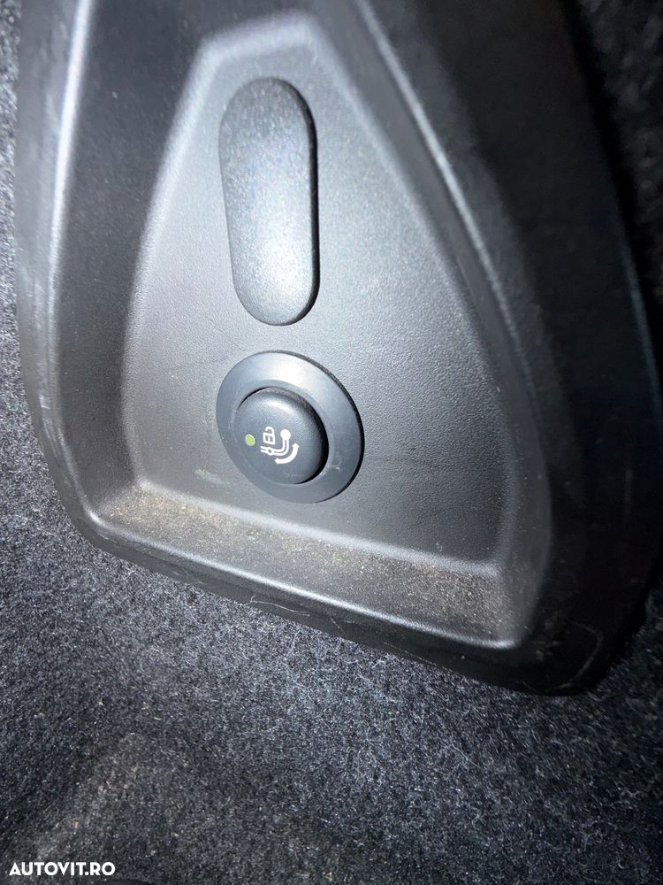 BMW Seria 5 530d xDrive AT - 16