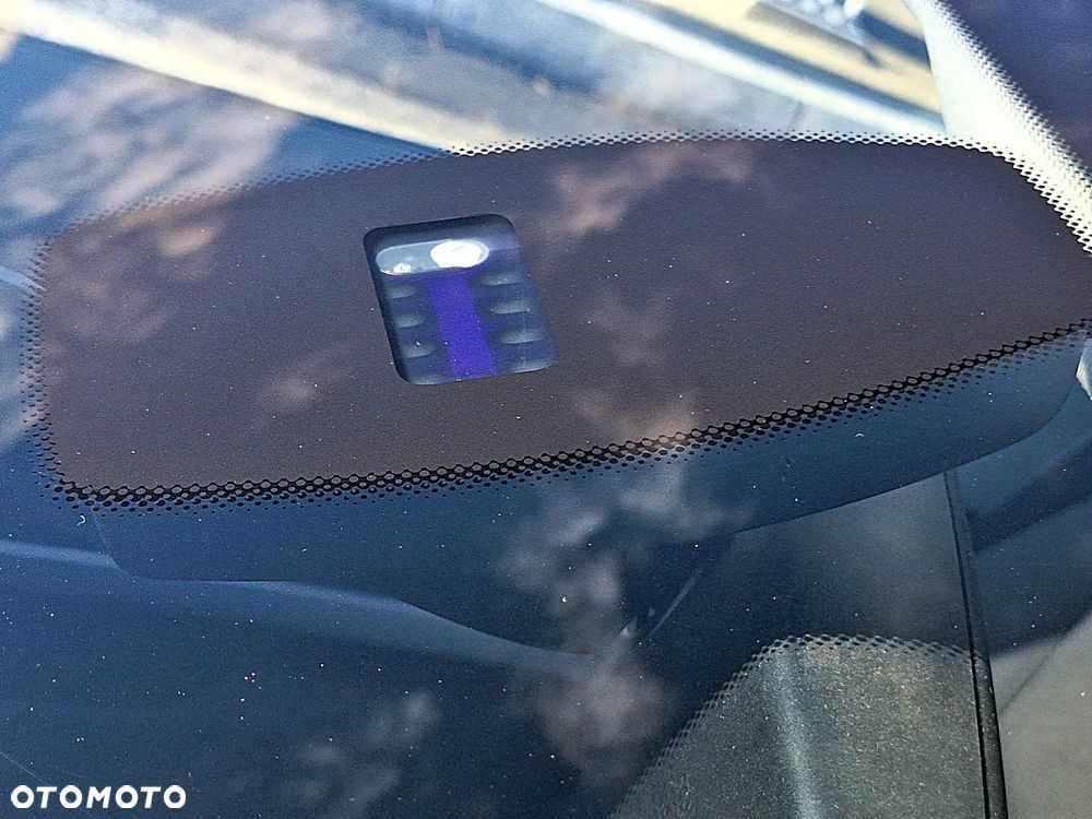 BMW Seria 3 318i - 34