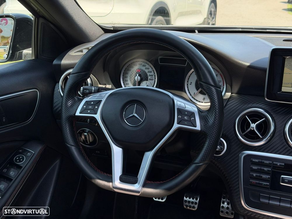 Mercedes-Benz A 180 CDI BE AMG Line - 23
