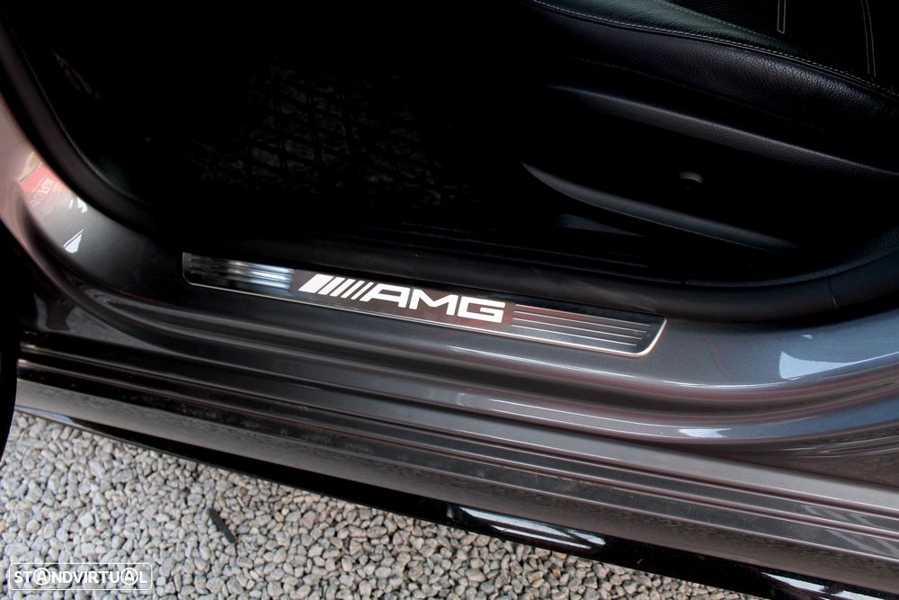 Mercedes-Benz A 35 AMG 4Matic Speedshift DCT 7G - 14