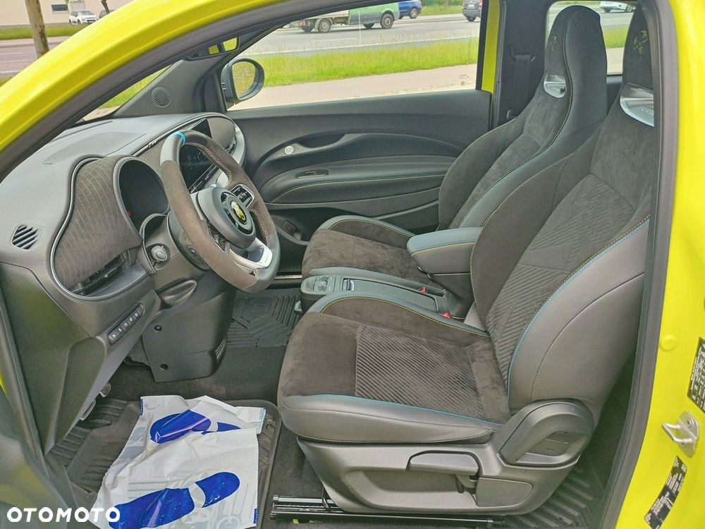 Abarth 500e 37.8kWh Turismo - 10