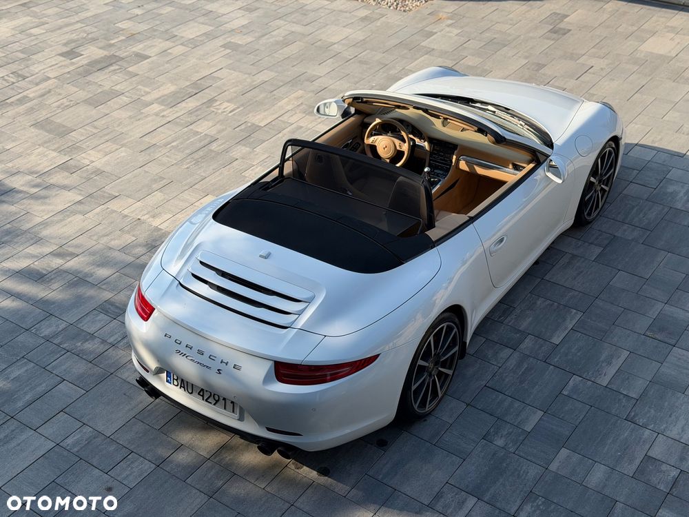 Porsche 911 Carrera S - 8