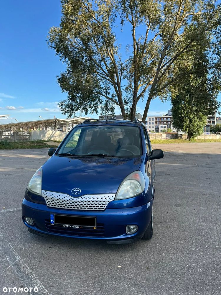 Toyota Yaris Verso 1.4 D-4D - 2