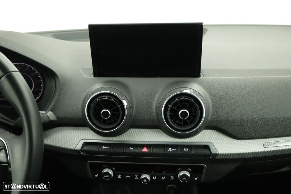 Audi Q2 35 TFSI Advanced S tronic - 9