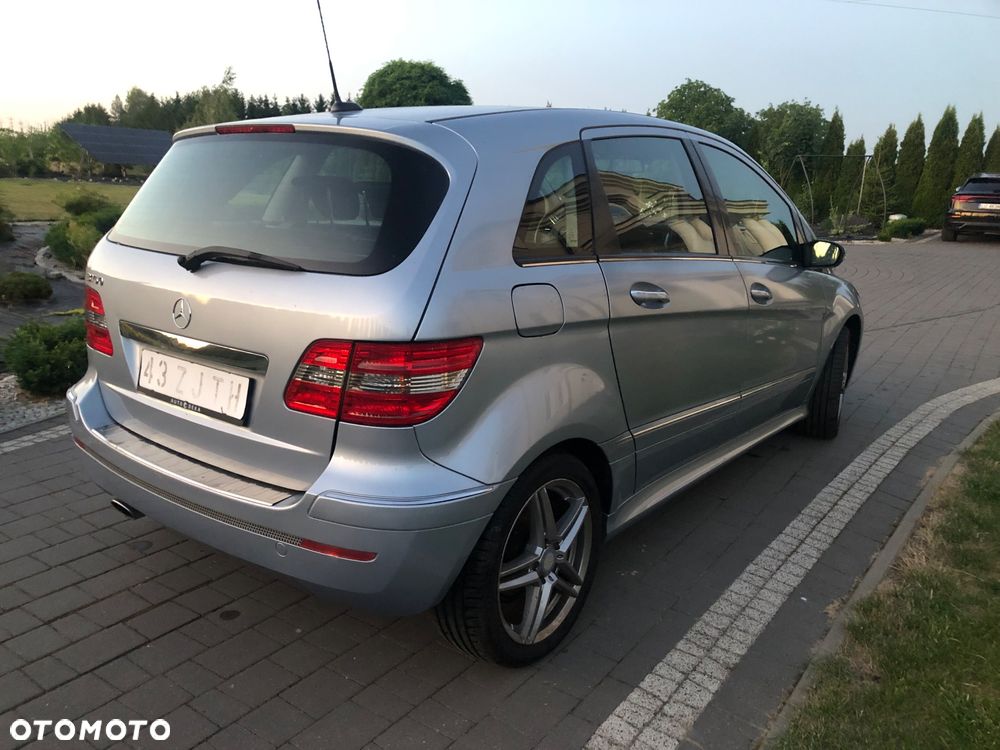 Mercedes-Benz Klasa B 150 BlueEFFICIENCY - 4