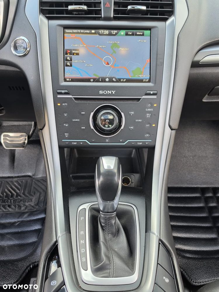 Ford Fusion - 9