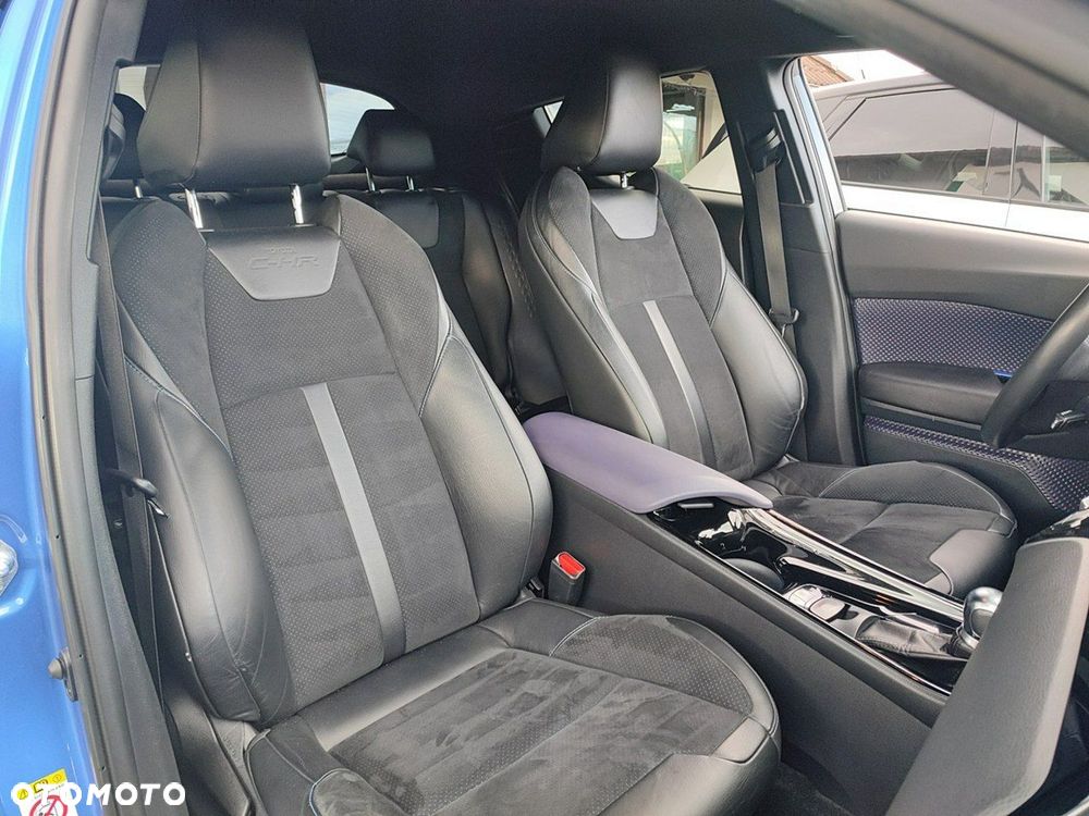 Toyota C-HR - 16