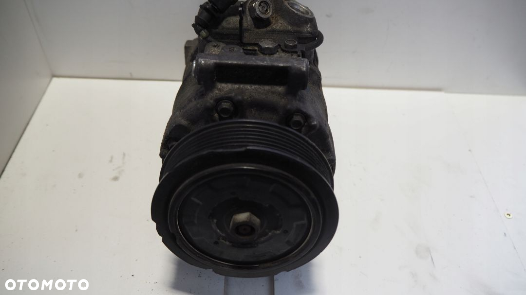 SPRĘŻARKA KLIMATYZACJI TOUAREG 3.0TDI 7L6820803F - 2