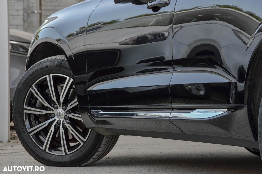 Volvo XC 60 B5 MHEV AWD Inscription - 32