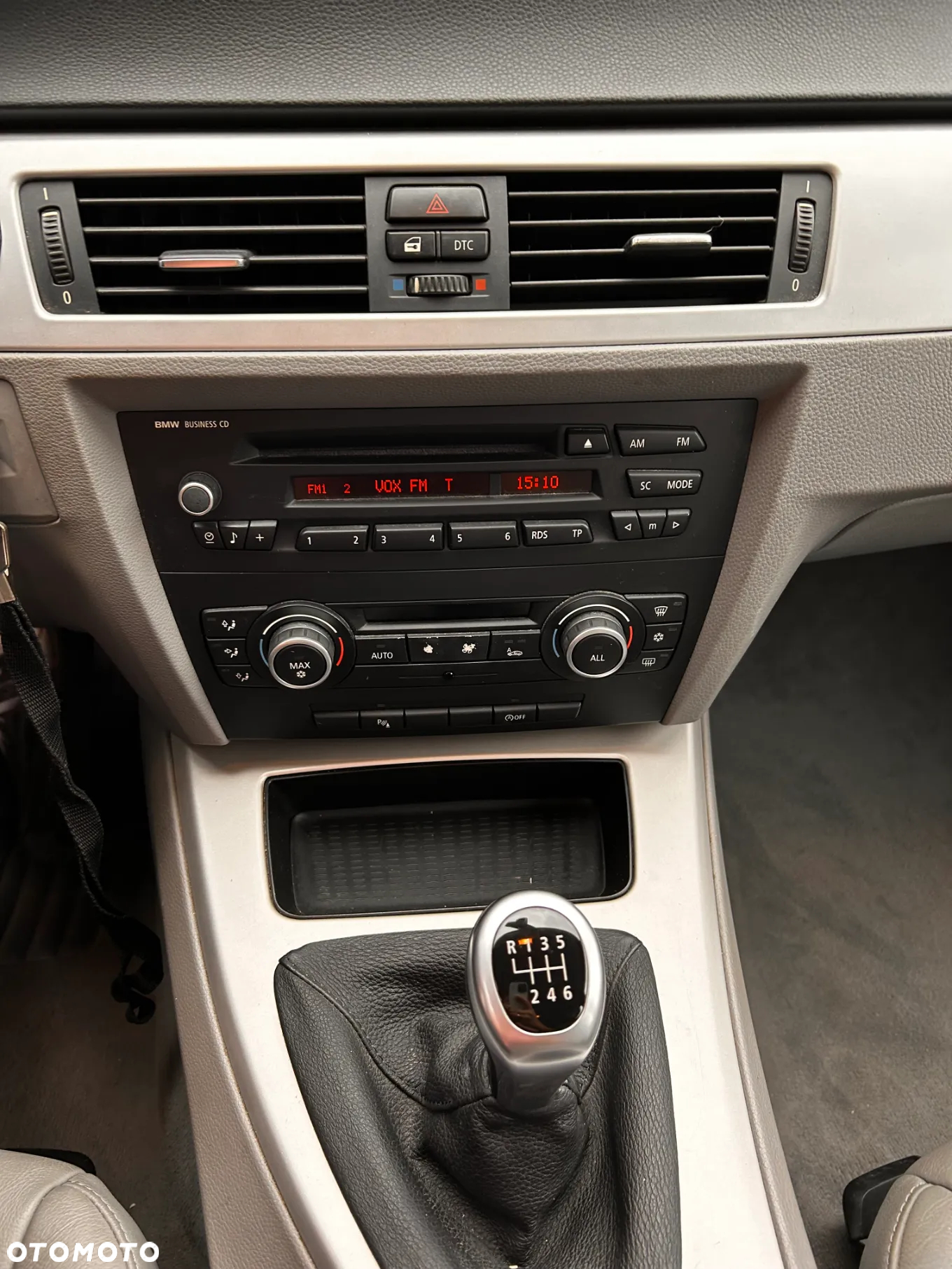 BMW Seria 3 318d - 13