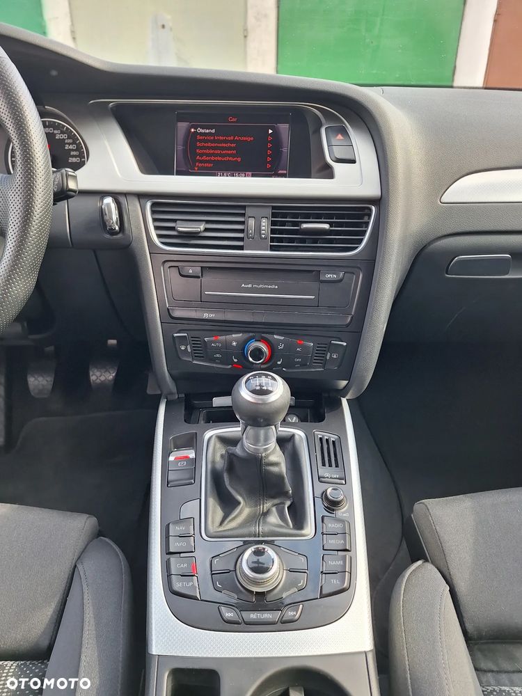 Audi A4 Avant 2.0 TDI DPF Ambiente - 15