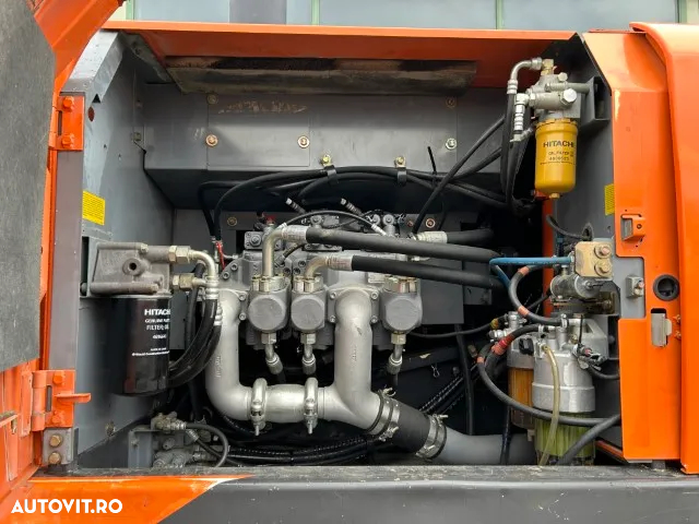 Hitachi ZX290LC-5B - 11