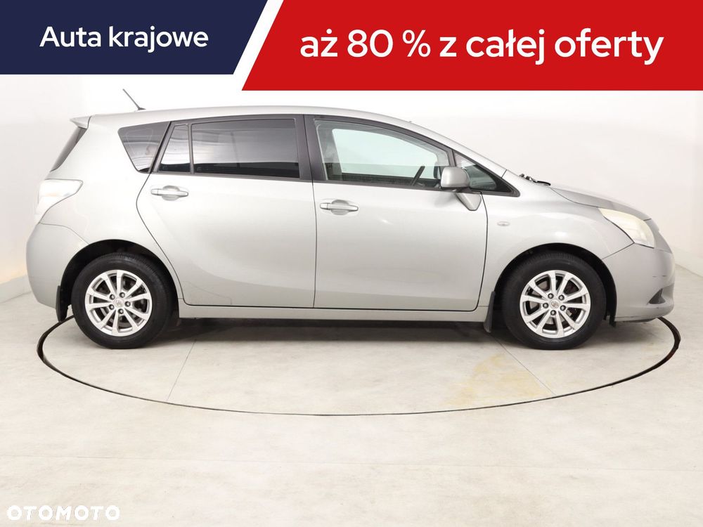 Toyota Verso - 8