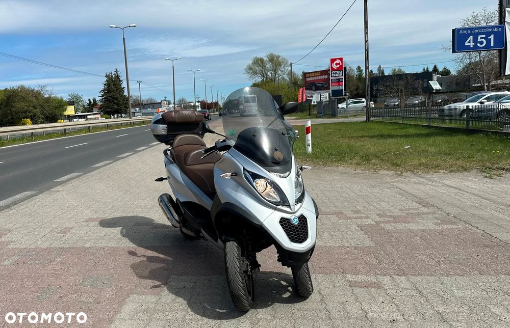 Piaggio MP-3 - 7