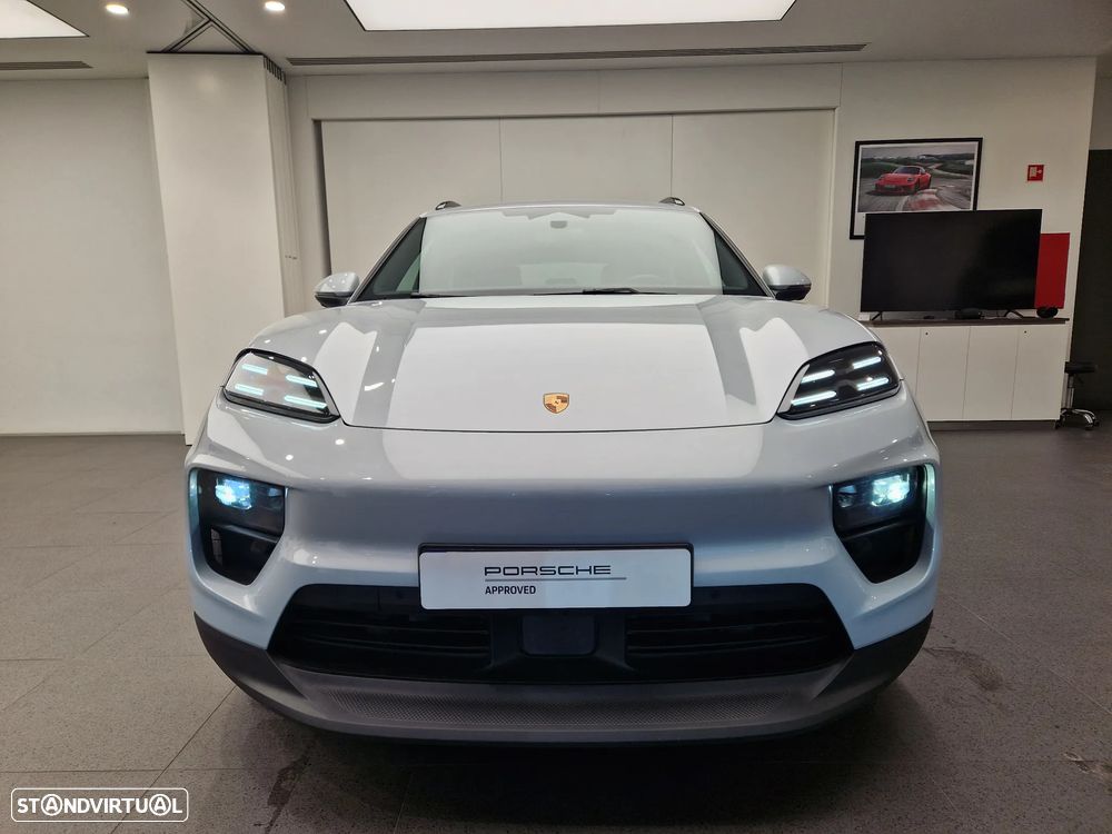 Porsche Macan Electric 4 - 9