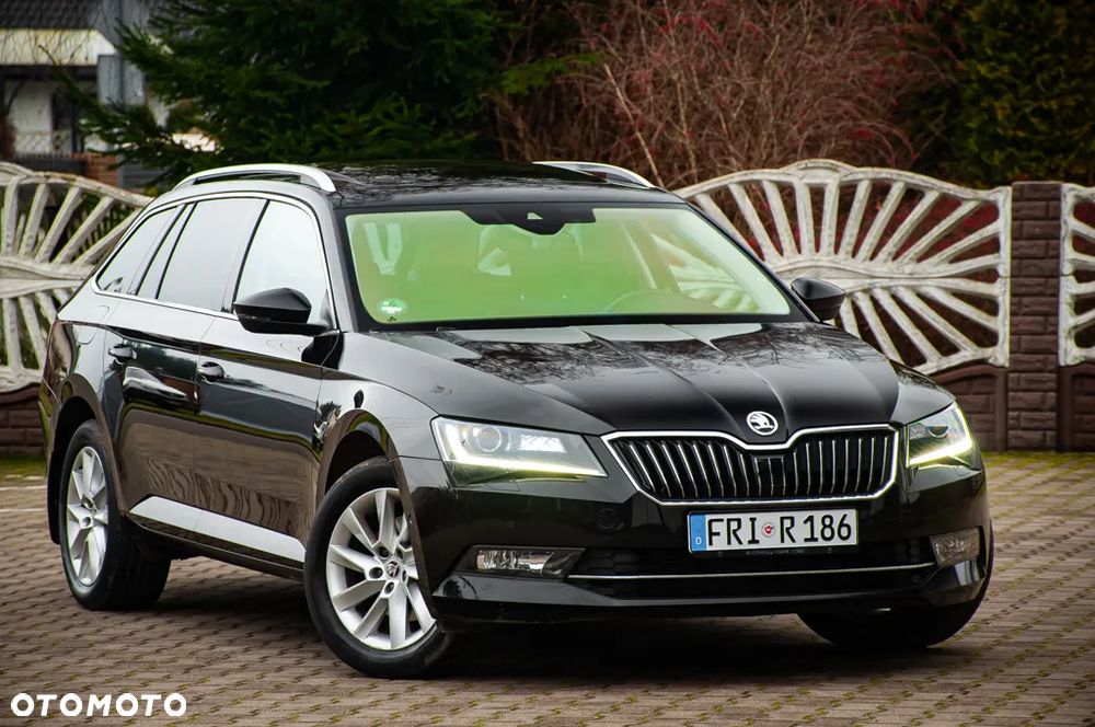 Skoda Superb 2.0 TDI 4x4 DSG Premium Edition - 28