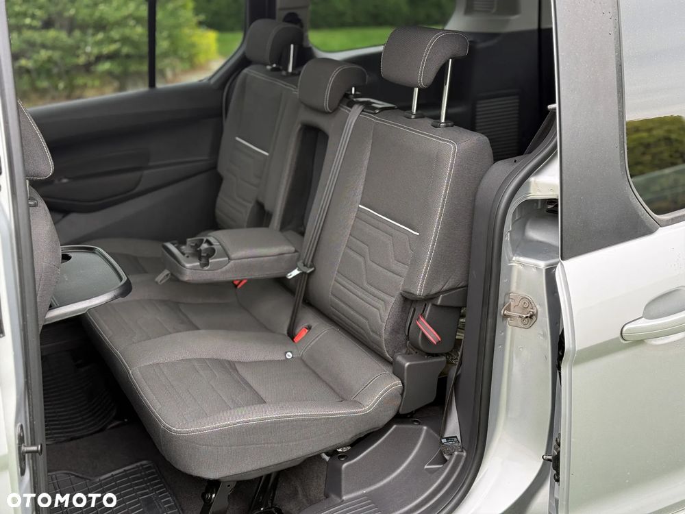 Ford Tourneo Connect 1.5 TDCi Titanium - 21