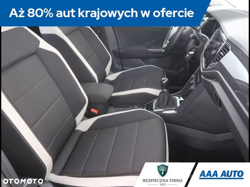 Volkswagen T-Roc - 10