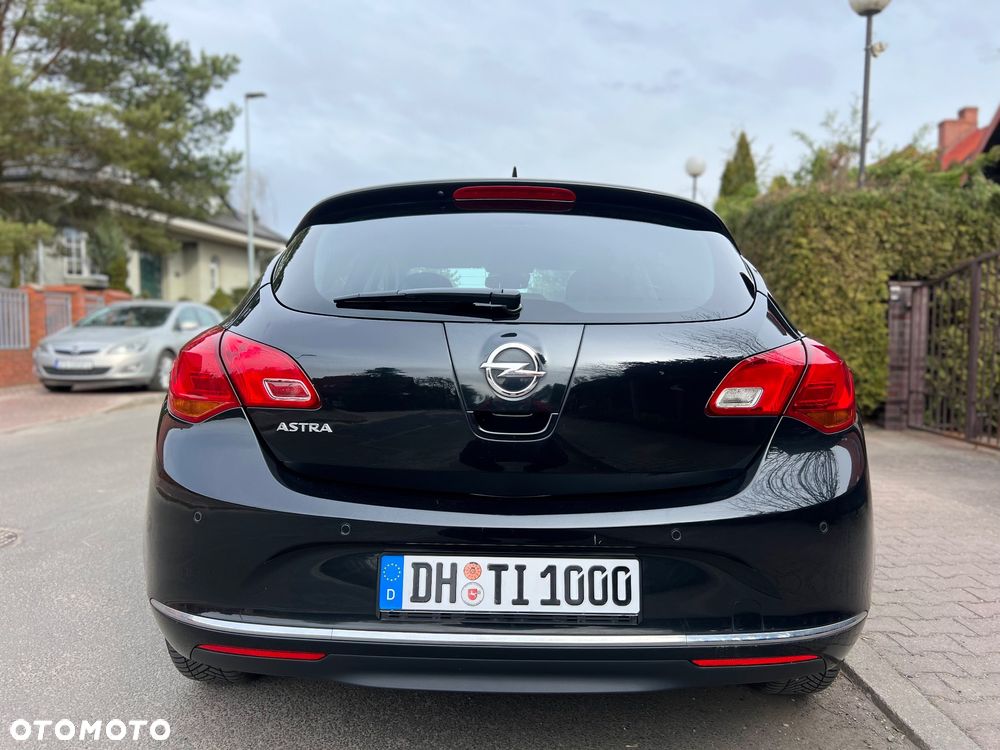 Opel Astra 1.4 T Enjoy EU6 - 11