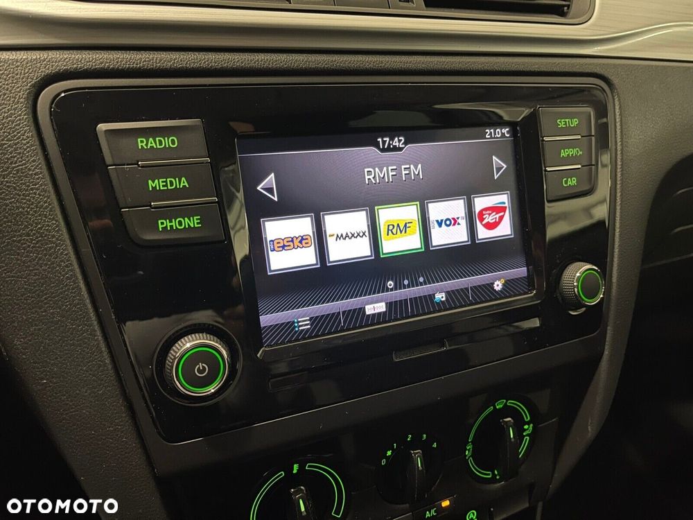 Skoda RAPID 1.0 TSI Ambition - 19