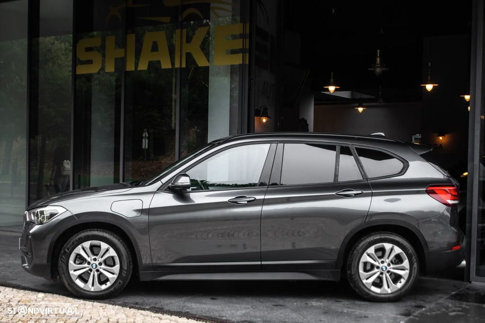 BMW X1 xDrive25e Advantage - 2