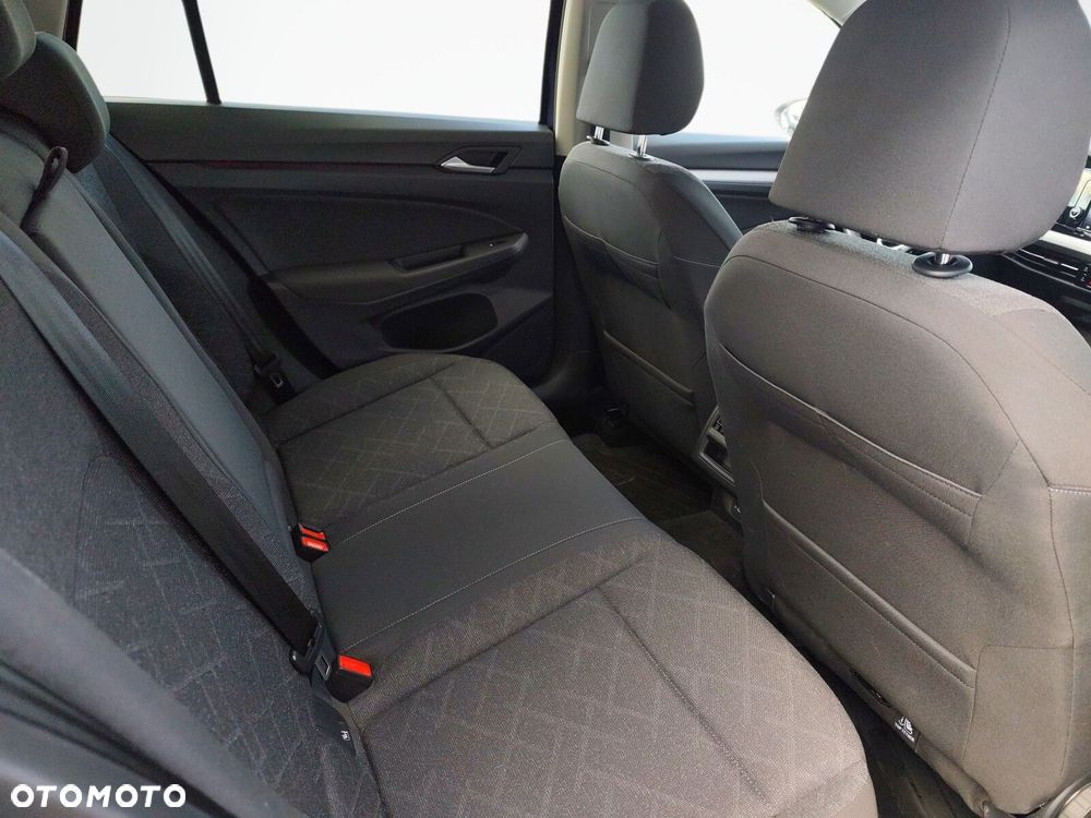 Volkswagen Golf Variant - 16