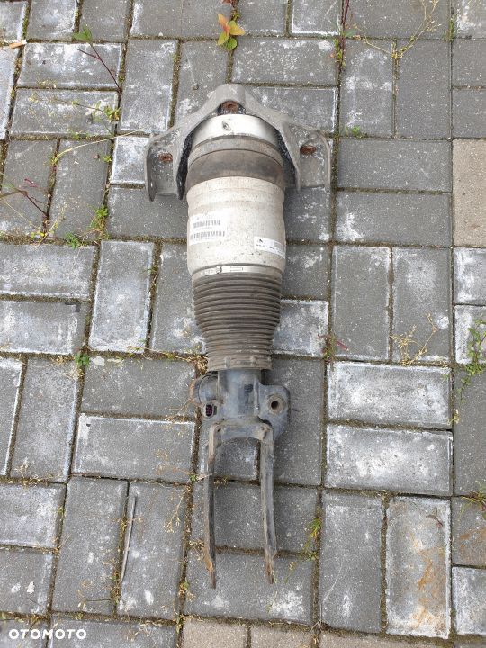 7l8616040b Amortyzator Q7 Touareq Audi VW - 2