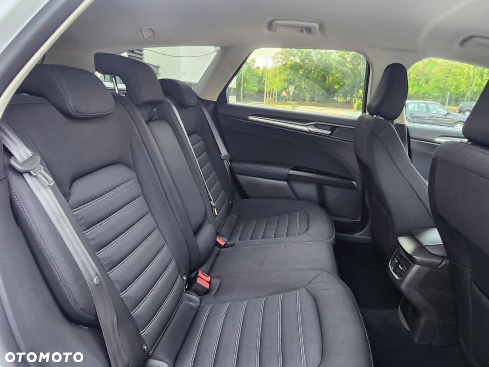 Ford Mondeo - 13