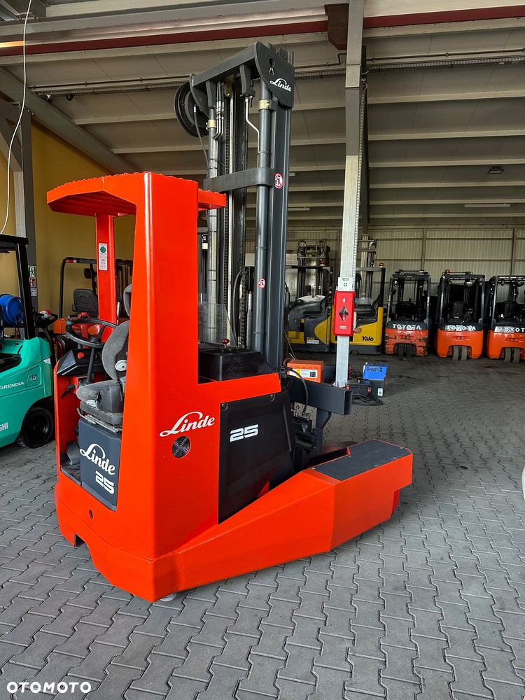Linde E25F Cztero kierunkowy - 3