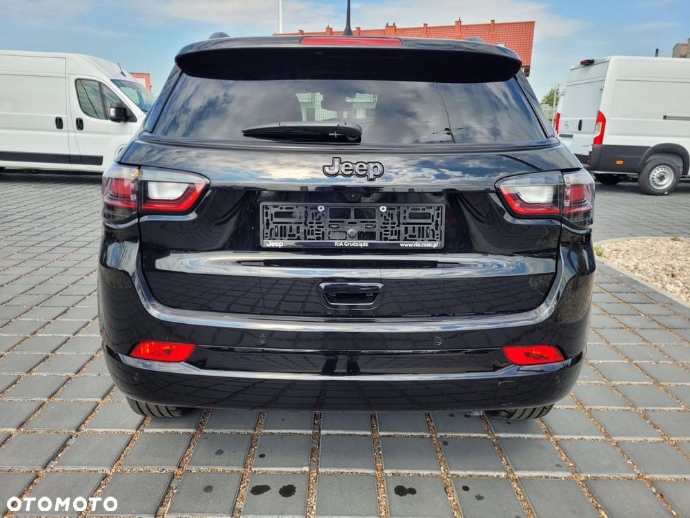 Jeep Compass - 5