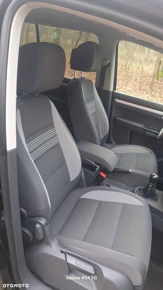 Volkswagen Touran 1.6 TDI DPF BlueMotion Technology Life - 11