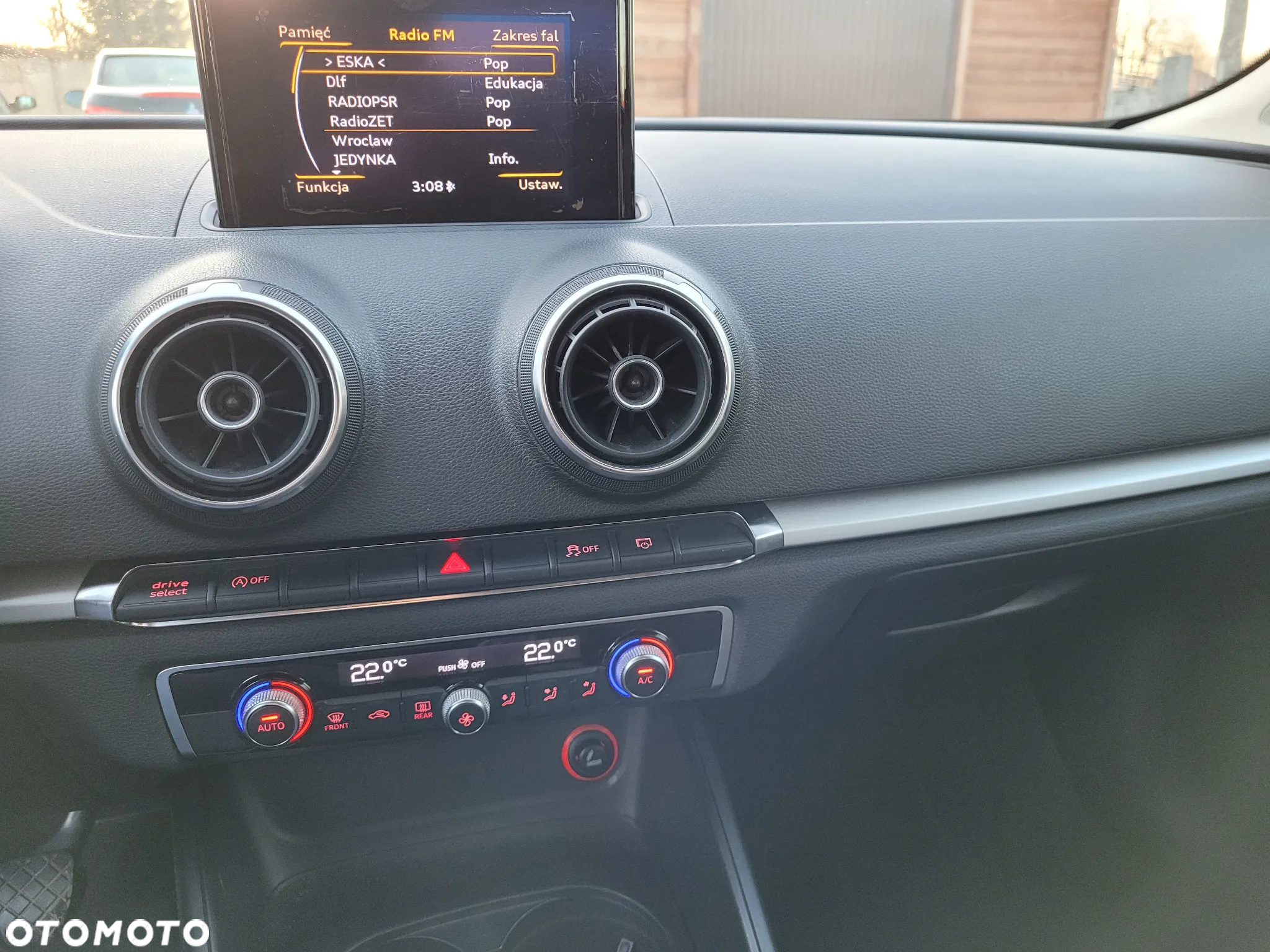 Audi A3 1.6 TDI Sportback S line Sportpaket - 9