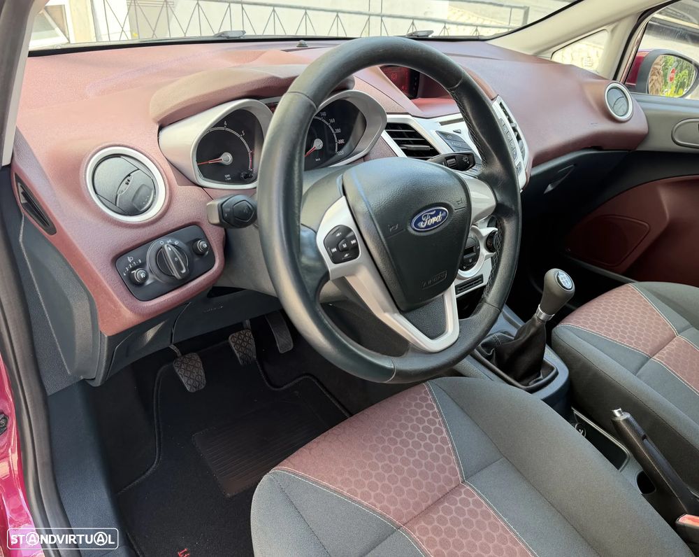 Ford Fiesta 1.25 Titanium - 11