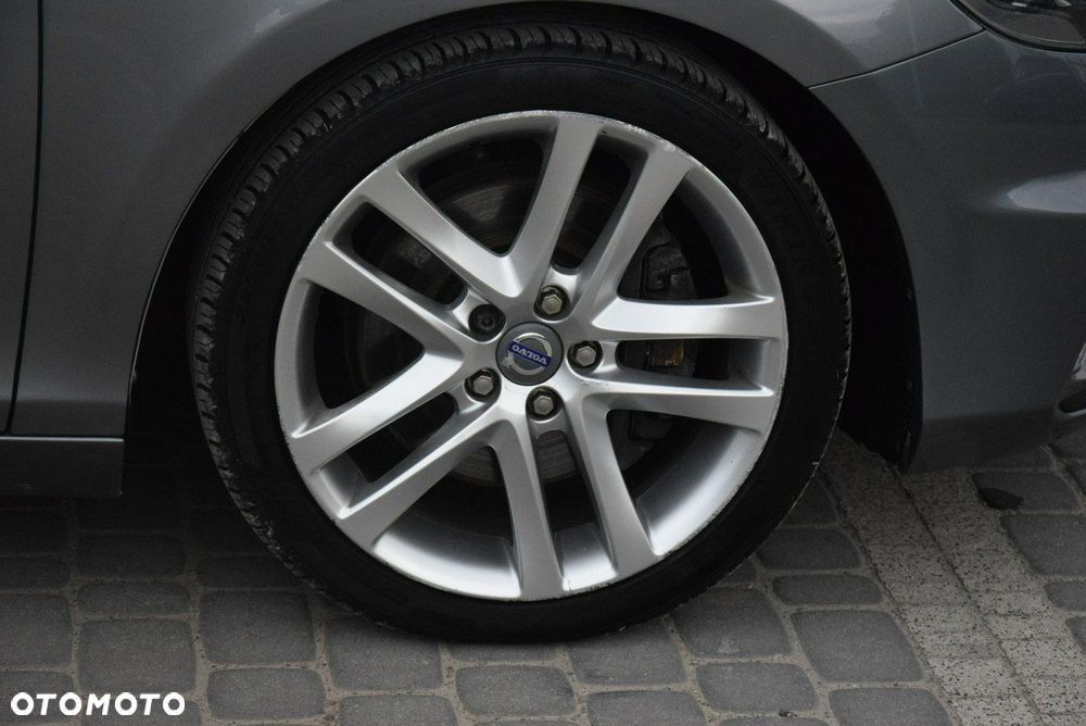 Volvo V40 D4 RDesign - 20