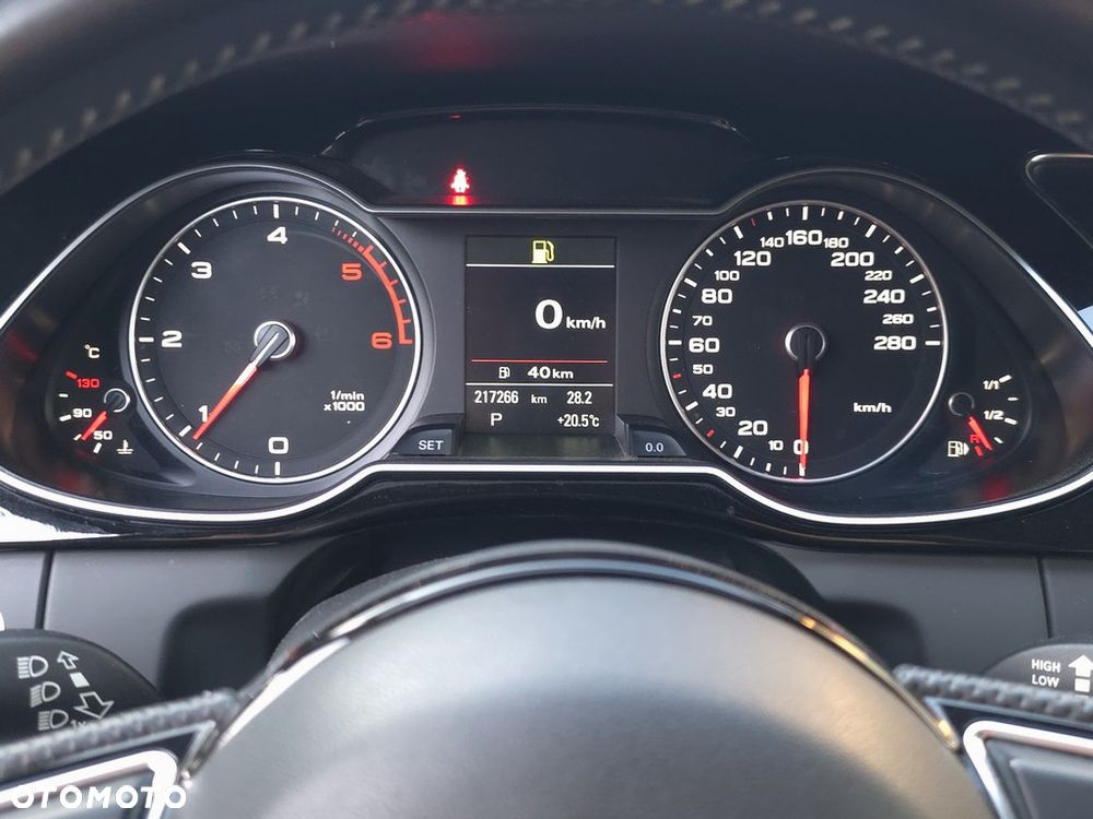Audi A4 Avant 2.0 TDI Quattro S tronic - 17