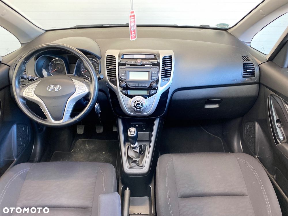 Hyundai ix20 1.6 blue YES Gold - 11
