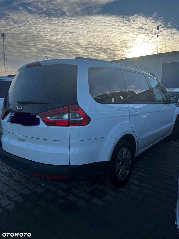 Ford Galaxy - 18