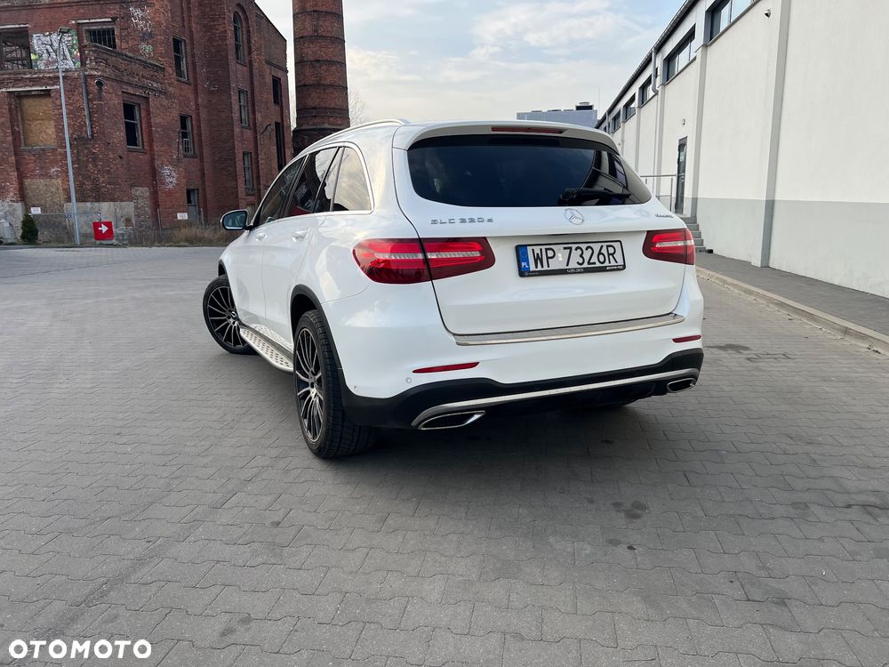 Mercedes-Benz GLC - 18