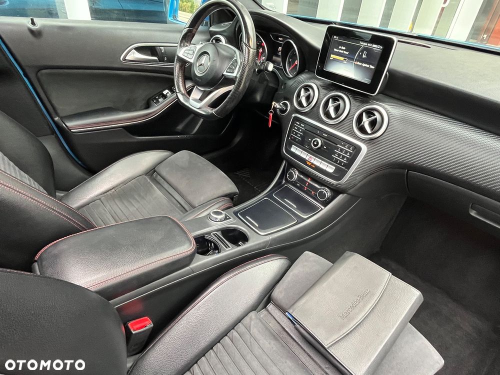 Mercedes-Benz Klasa A 160 CDI 7G-DCT AMG Line - 19