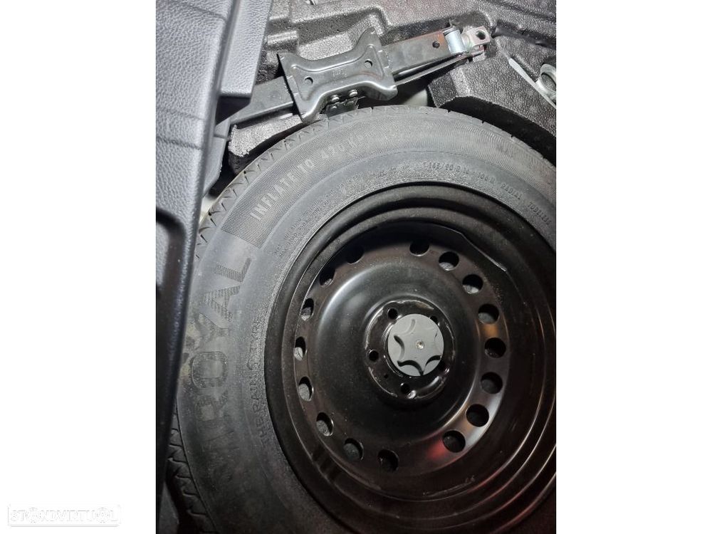 Nissan Qashqai 1.5 dCi N-Connecta J18 - 21